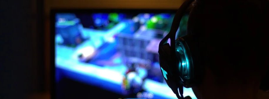 playing games on PC
